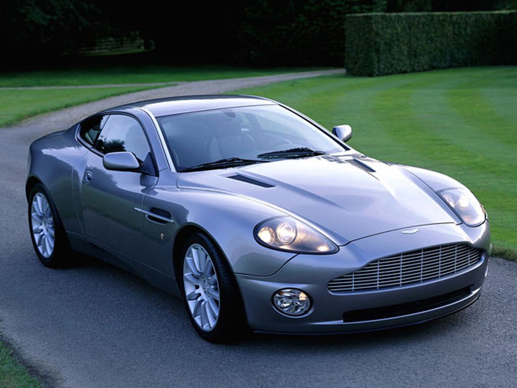 Aston martin 11