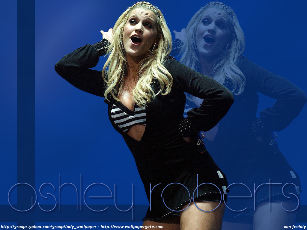 Ashley roberts 2
