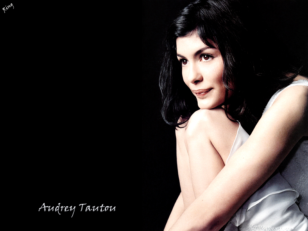 You are viewing the Audrey Tautou wallpaper named 