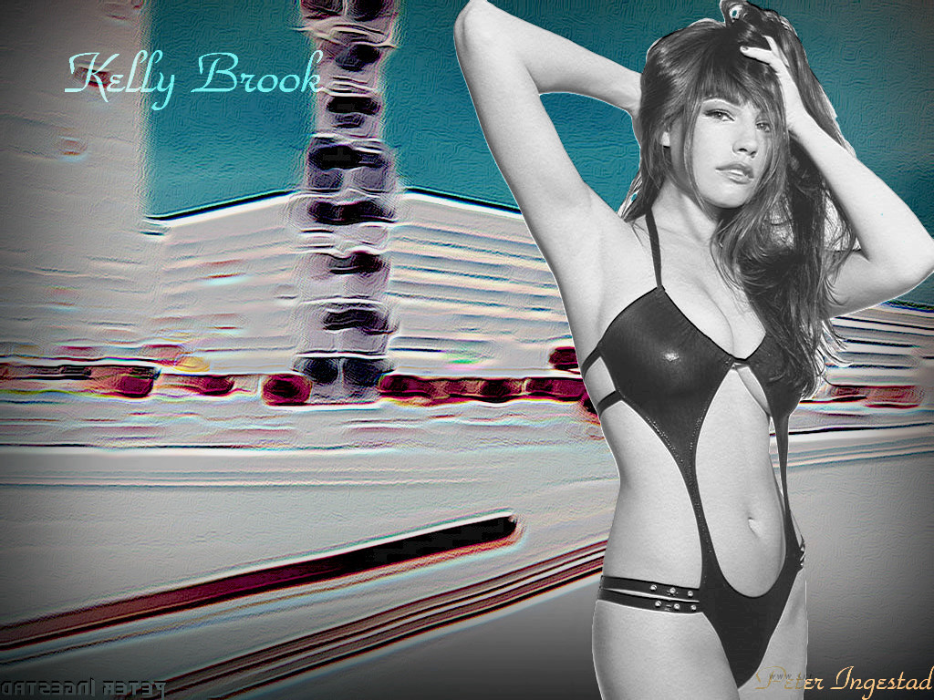 Kelly brook 38