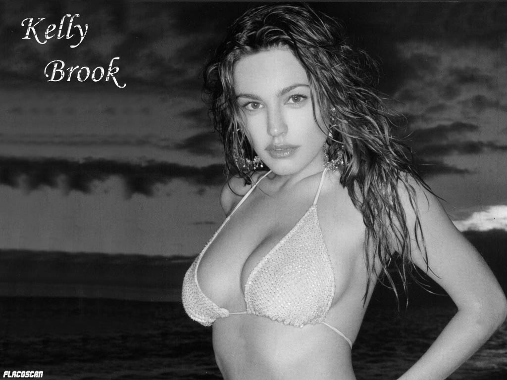 Kelly Brook