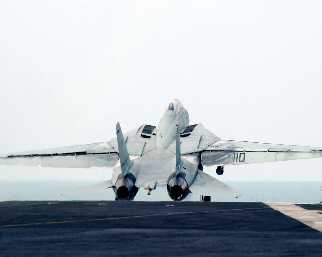 F 14 tomcat wallpaper 3. You are viewing the F4 Tomcat wallpaper named 