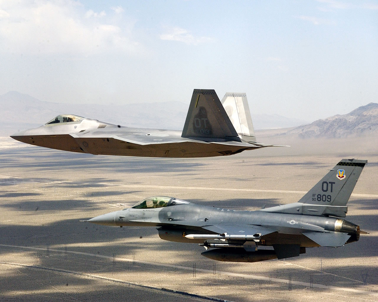 You are viewing the F 22 Raptor wallpaper named 