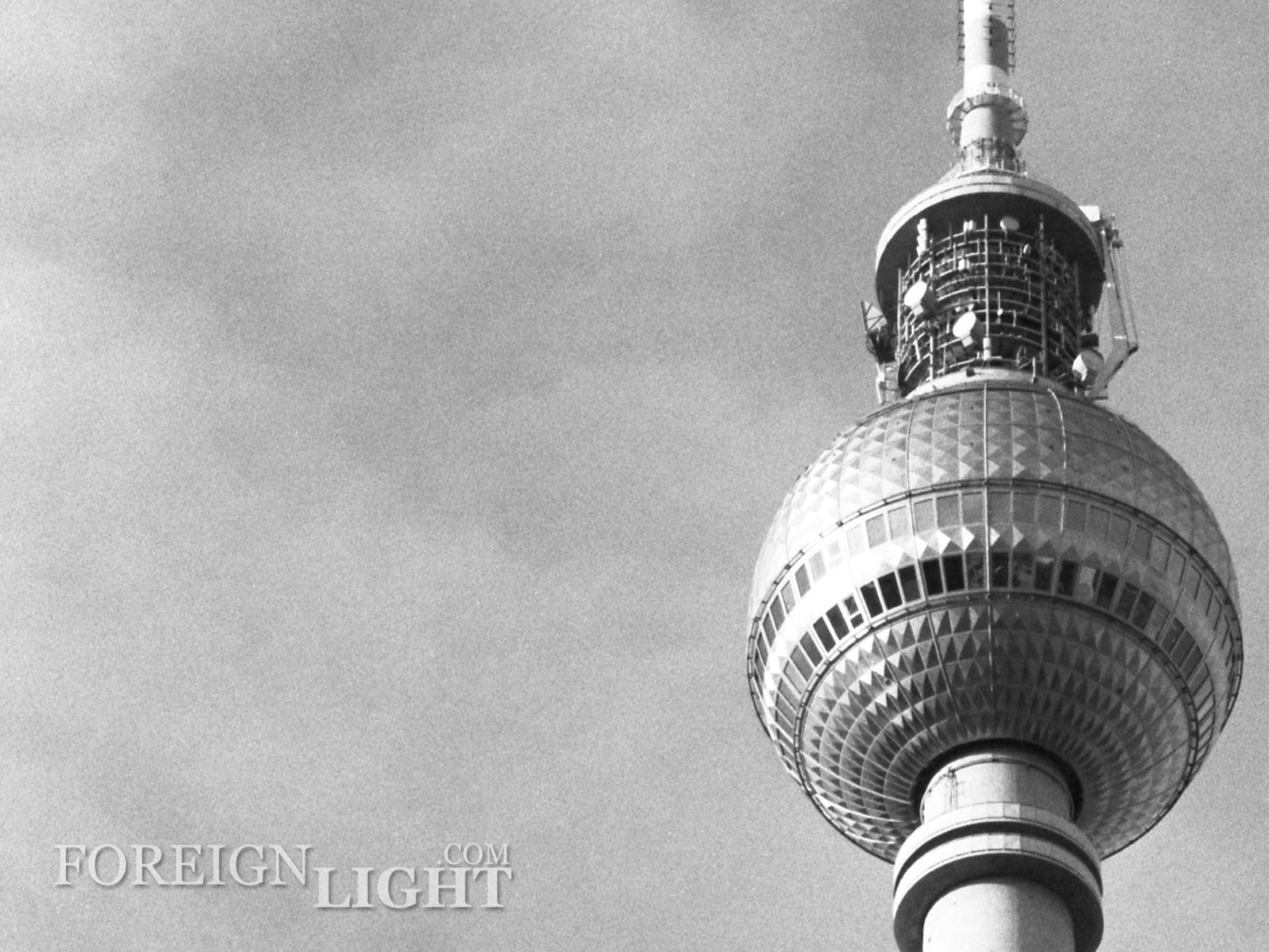 You are viewing the Berlin wallpaper named Berlin 5.